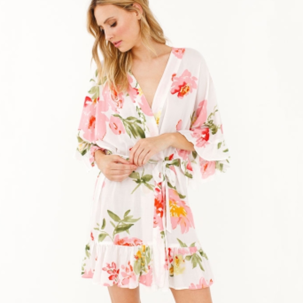 NWOT Pretty Plum Sugar Flutter Robe